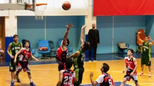 Ankara Basketbol Okulu ve genç sporcuların pota altında mücadelesi